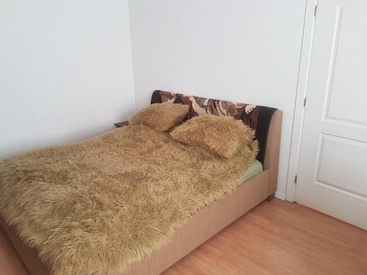 Cozy Apartment In Good Location! Riga Exterior foto
